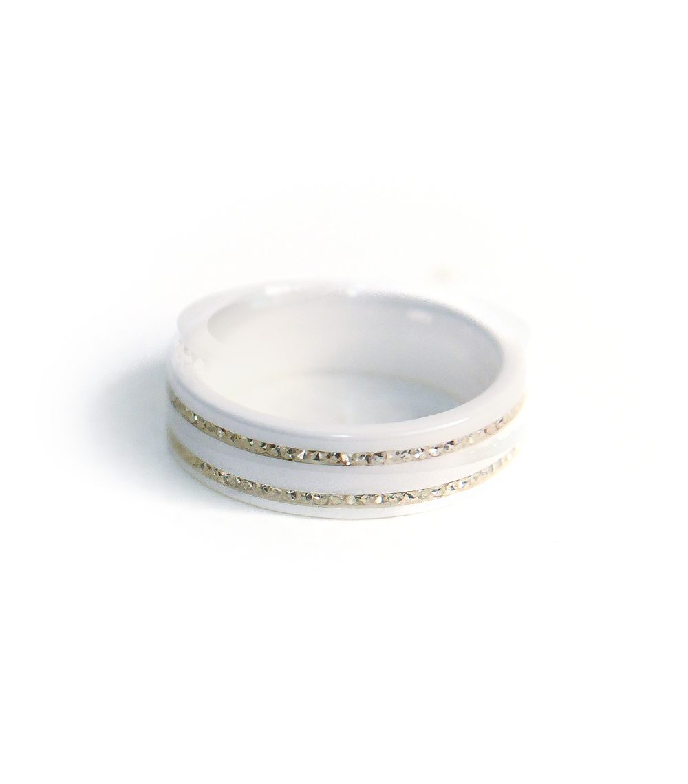Anello Bianco fascia in acciaio con zirconi bianchi