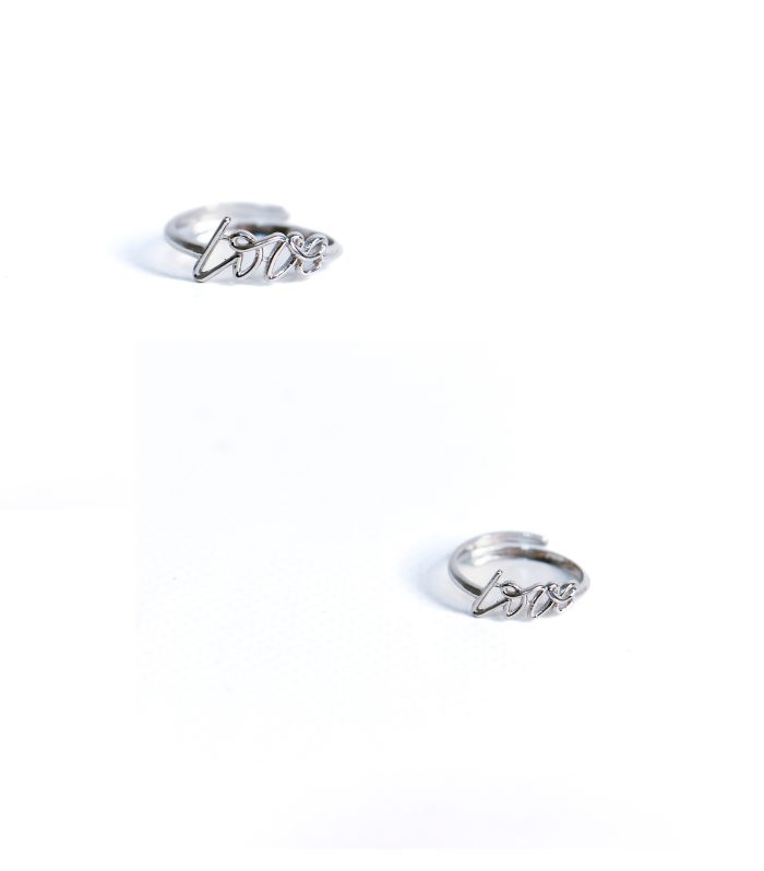 anello regolabile con scritta love in argento 925